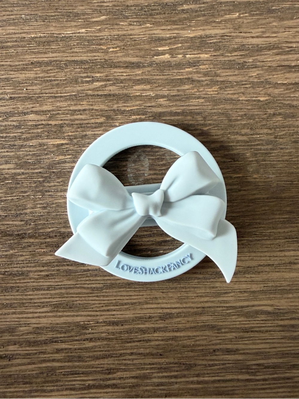 BRAND NEW‼️LoveShackFancy Bow Phone Loop (magnetic)
